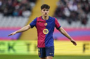 每体：年仅18岁的库巴西帮助指导随一线队训练的青训球员