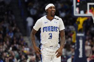 好久没见这发挥了！波普三分9中7砍下23分3助攻3抢断！