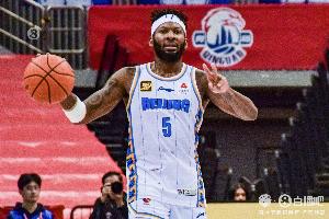 攻坚利器！杰曼19中10砍全队最高24分加8板7助 三分9中4